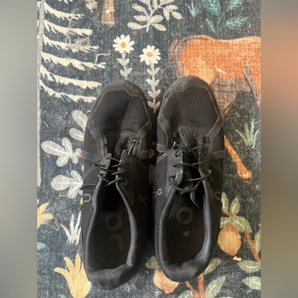 On Cloud 6 Black Mesh Running Shoes